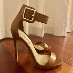 Steve Madden Cognac Heels